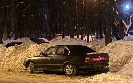 BMW 5 серия, 1993 год, 250 000 рублей, 6 фотография