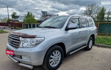 Toyota Land Cruiser 200, 2010 год, 3 300 000 рублей, 8 фотография