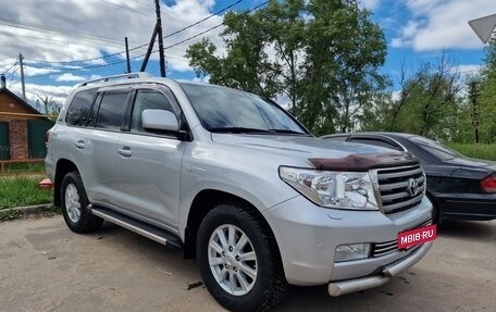 Toyota Land Cruiser 200, 2010 год, 3 300 000 рублей, 7 фотография