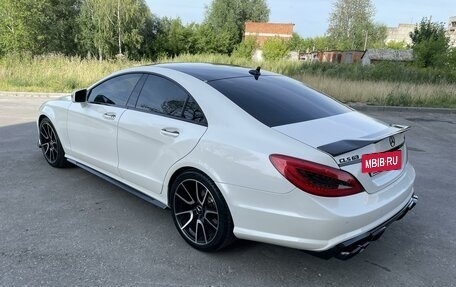 Mercedes-Benz CLS, 2011 год, 1 980 000 рублей, 8 фотография