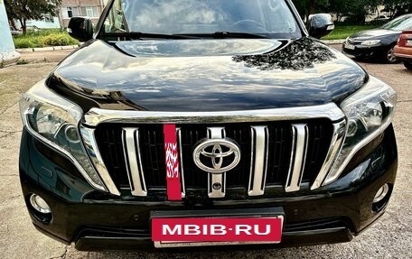 Toyota Land Cruiser Prado 150 рестайлинг 2, 2013 год, 3 700 000 рублей, 4 фотография