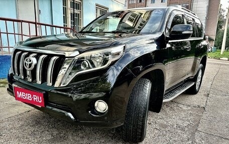 Toyota Land Cruiser Prado 150 рестайлинг 2, 2013 год, 3 700 000 рублей, 6 фотография