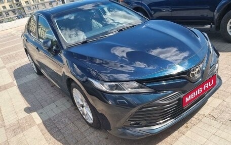 Toyota Camry, 2018 год, 2 900 000 рублей, 1 фотография