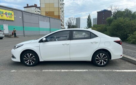 Toyota Corolla, 2019 год, 1 960 000 рублей, 3 фотография