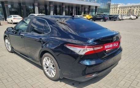 Toyota Camry, 2018 год, 2 900 000 рублей, 5 фотография