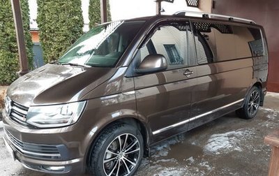 Volkswagen Multivan T6 рестайлинг, 2016 год, 4 700 000 рублей, 1 фотография