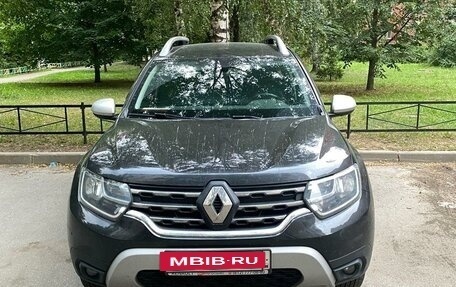 Renault Duster, 2021 год, 2 100 000 рублей, 2 фотография