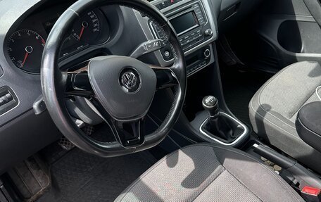 Volkswagen Polo VI (EU Market), 2015 год, 850 000 рублей, 6 фотография