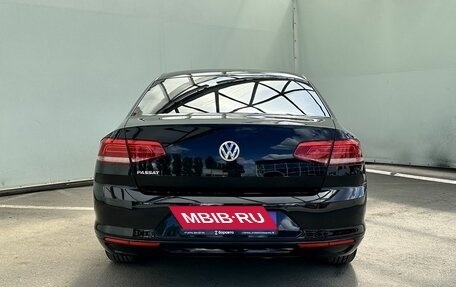 Volkswagen Passat B8 рестайлинг, 2016 год, 1 900 000 рублей, 7 фотография