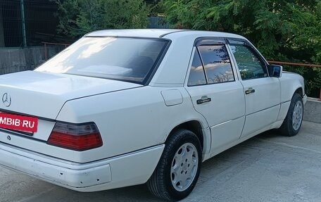 Mercedes-Benz W124, 1989 год, 280 000 рублей, 2 фотография