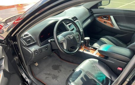 Toyota Camry, 2007 год, 1 300 000 рублей, 10 фотография