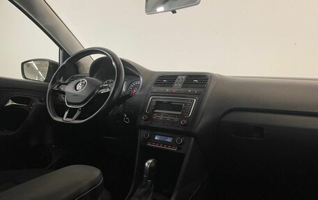 Volkswagen Polo VI (EU Market), 2018 год, 920 000 рублей, 13 фотография