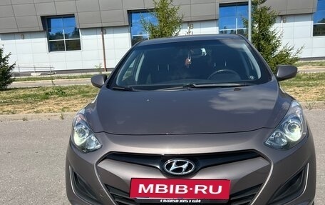 Hyundai i30 II рестайлинг, 2013 год, 1 150 000 рублей, 2 фотография