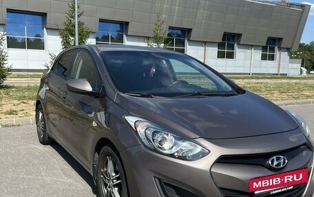 Hyundai i30 II рестайлинг, 2013 год, 1 150 000 рублей, 3 фотография