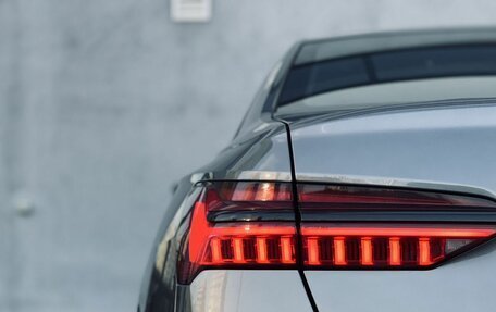 Audi A6, 2019 год, 4 300 000 рублей, 14 фотография