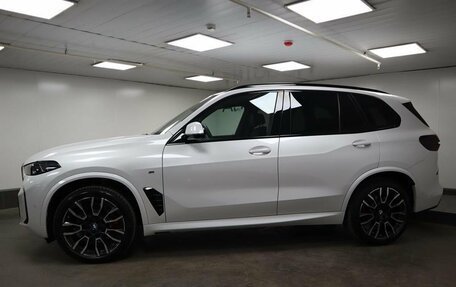 BMW X5, 2023 год, 16 000 000 рублей, 2 фотография