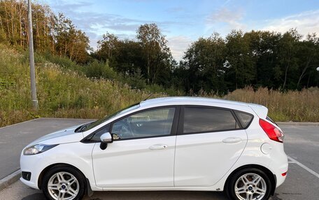 Ford Fiesta, 2015 год, 850 000 рублей, 4 фотография