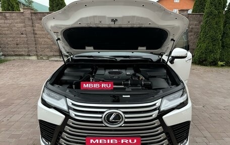 Lexus LX, 2022 год, 16 600 000 рублей, 2 фотография