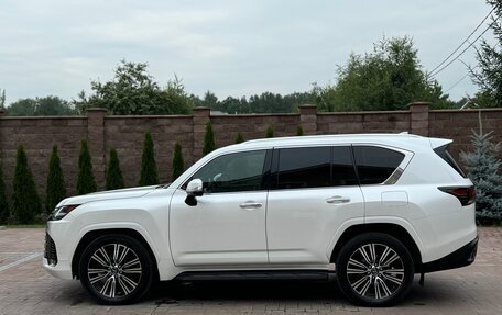 Lexus LX, 2022 год, 16 600 000 рублей, 7 фотография