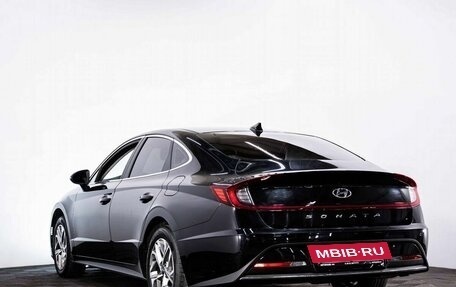 Hyundai Sonata VIII, 2019 год, 2 150 000 рублей, 4 фотография