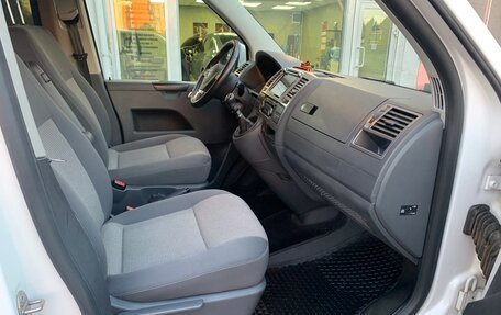 Volkswagen Caravelle T5, 2014 год, 3 400 000 рублей, 10 фотография