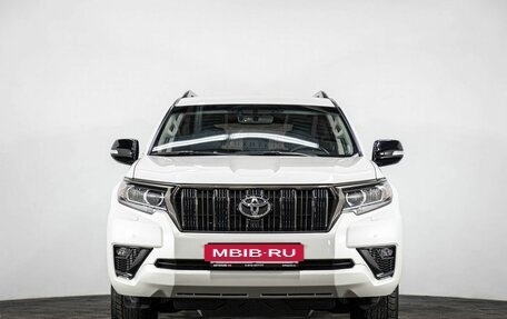 Toyota Land Cruiser Prado 150 рестайлинг 2, 2021 год, 6 270 000 рублей, 2 фотография