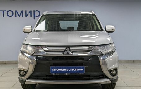 Mitsubishi Outlander III рестайлинг 3, 2016 год, 1 640 000 рублей, 2 фотография