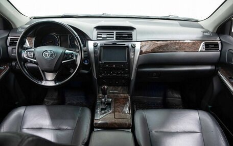 Toyota Camry, 2014 год, 1 800 000 рублей, 16 фотография