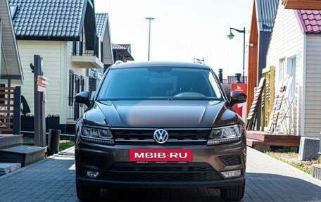 Volkswagen Tiguan II, 2018 год, 1 790 000 рублей, 2 фотография