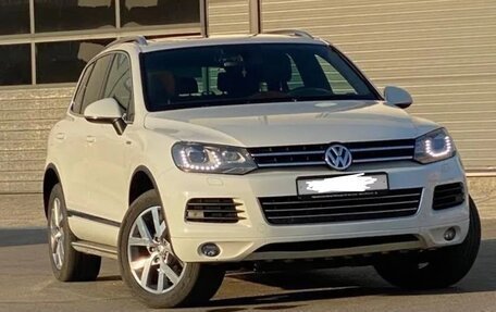 Volkswagen Touareg III, 2014 год, 3 100 000 рублей, 4 фотография