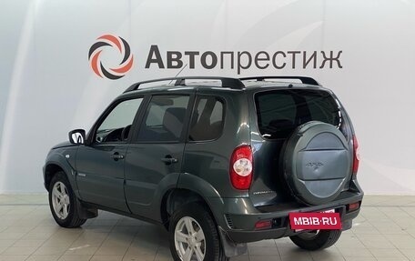 Chevrolet Niva I рестайлинг, 2018 год, 820 000 рублей, 7 фотография