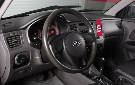 KIA Rio II, 2010 год, 739 995 рублей, 6 фотография