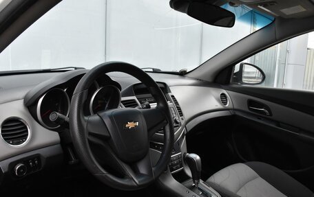 Chevrolet Cruze II, 2011 год, 814 000 рублей, 10 фотография