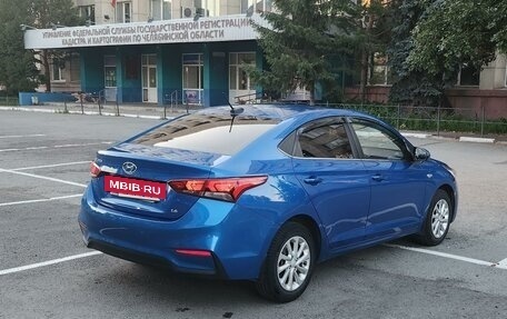 Hyundai Solaris II рестайлинг, 2018 год, 1 650 000 рублей, 5 фотография