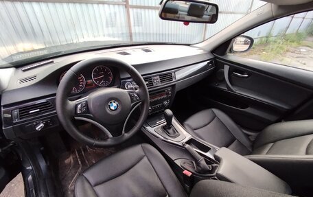 BMW 3 серия, 2009 год, 1 099 000 рублей, 16 фотография