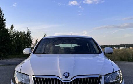 Skoda Superb III рестайлинг, 2013 год, 1 650 000 рублей, 9 фотография