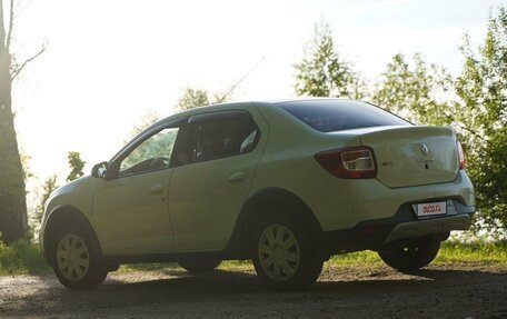 Renault Logan II, 2020 год, 850 000 рублей, 2 фотография