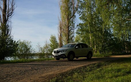 Renault Logan II, 2020 год, 850 000 рублей, 7 фотография