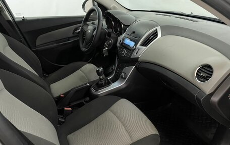 Chevrolet Cruze II, 2013 год, 970 000 рублей, 19 фотография