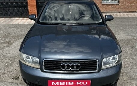 Audi A4, 2002 год, 700 000 рублей, 2 фотография