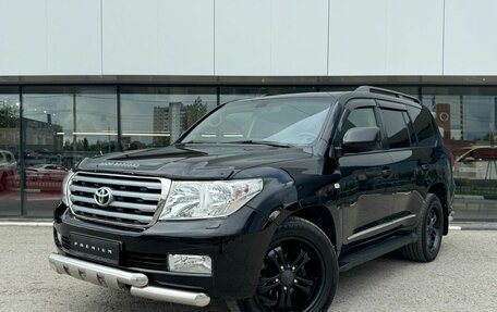 Toyota Land Cruiser 200, 2011 год, 3 290 000 рублей, 1 фотография