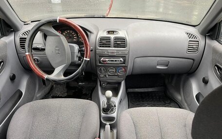 Hyundai Accent II, 2005 год, 250 000 рублей, 9 фотография