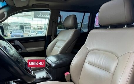 Toyota Land Cruiser 200, 2011 год, 3 290 000 рублей, 24 фотография