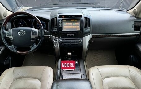 Toyota Land Cruiser 200, 2011 год, 3 290 000 рублей, 29 фотография