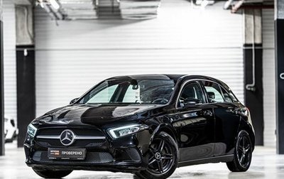 Mercedes-Benz A-Класс, 2019 год, 2 350 000 рублей, 1 фотография