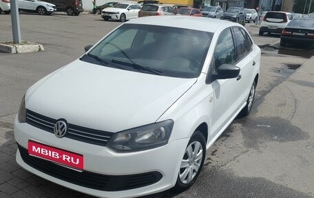 Volkswagen Polo VI (EU Market), 2014 год, 590 000 рублей, 1 фотография