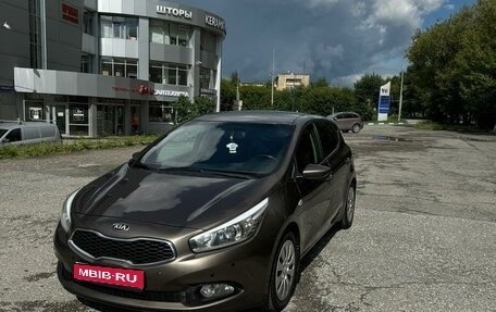 KIA cee'd III, 2015 год, 1 400 000 рублей, 1 фотография