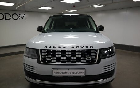 Land Rover Range Rover IV рестайлинг, 2018 год, 8 335 000 рублей, 3 фотография