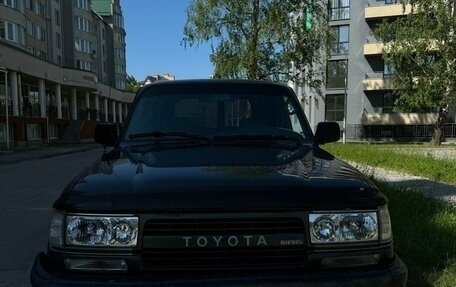 Toyota Land Cruiser 80 рестайлинг, 1994 год, 960 000 рублей, 3 фотография