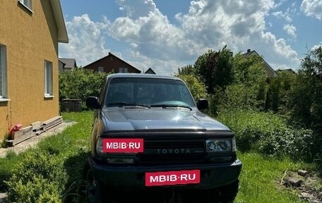 Toyota Land Cruiser 80 рестайлинг, 1994 год, 960 000 рублей, 4 фотография